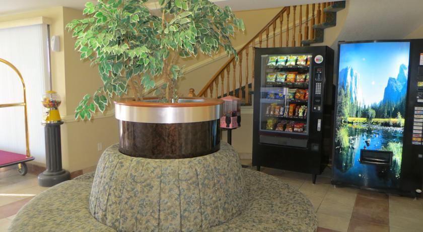 Stampeder Inn Ponoka Εξωτερικό φωτογραφία