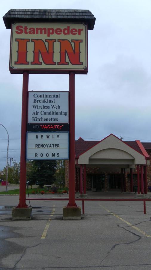 Stampeder Inn Ponoka Εξωτερικό φωτογραφία
